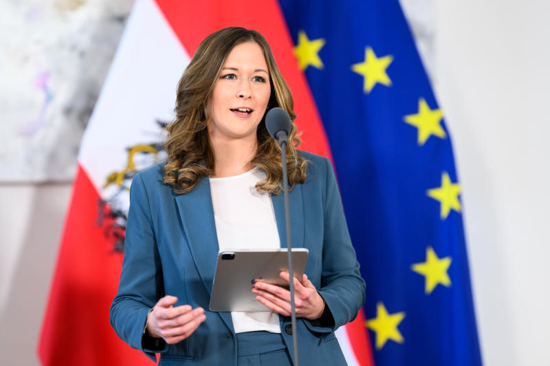 Staatssekretärin Claudia Plakolm